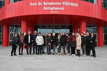 Lise öğrencileri üniversite yaşamını yerinde gördü
