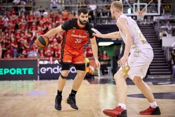 Luke Maye TOFAŞ'ta 