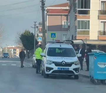 Lüleburgaz’da park halinde otomobile çarpıp kaçtı
