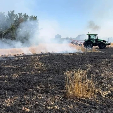 Lüleburgaz’da tarla yangını korkuttu
