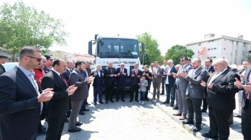 Lüleburgazlılardan depremzedelere un yardımı
