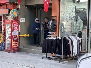 Madde bağımlısı genç vatandaşların uyarılarına kulak asmadı