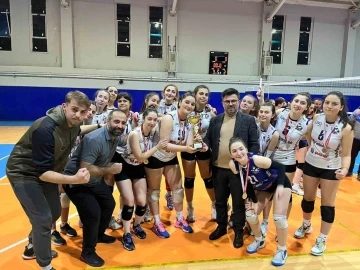 Mahalli lig yıldızlar voleybol sona erdi
