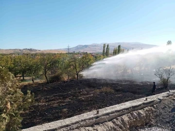 Malatya’da bahçe yangını
