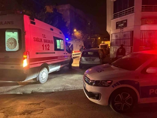 Malatya’da esnaf ile müşteri tartışması kanlı bitti: 3 yaralı
