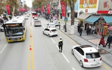 Malatya’da polisten dron desteli trafik uygulaması