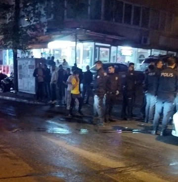 Maltepe’de bıçaklı kavga: 2 yaralı
