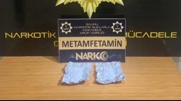 Şüpheli otomobilden metamfetamin çıktı