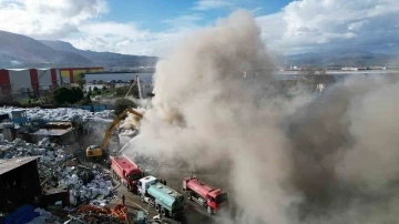 Manisa’daki geri dönüşüm tesisleri boşaltılıyor
