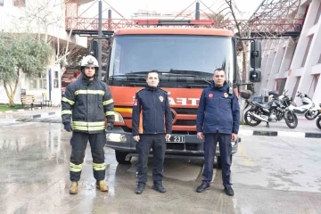 Manisa İtfaiyesi çadır kentte görevlendirildi
