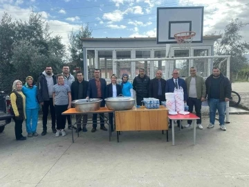 Manisalı şehit, isminin verildiği okulda hayırseverler tarafından anıldı
