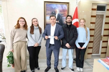 Manisalı üniversite öğrencilerinden örnek bir sosyal sorumluluk proje
