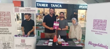 Mardian Mall AVM’de üniversite tercih standı açıldı
