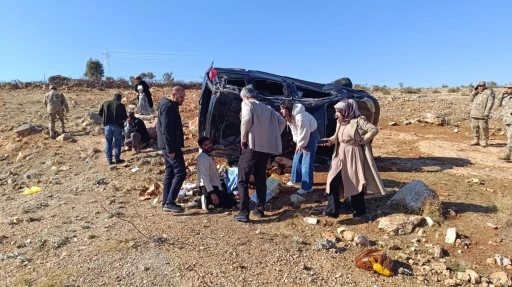 Mardin’de otomobil takla attı: 3 ölü, 5 yaralı
