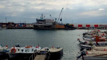 Marmara Denizi ulaşımına poyraz engeli
