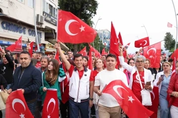 Marmaris’teki 23 Nisan kortejinde 104. yıl coşkusu
