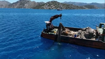 Mavi yolculuğun merkezinde hayalet ağ temizliği
