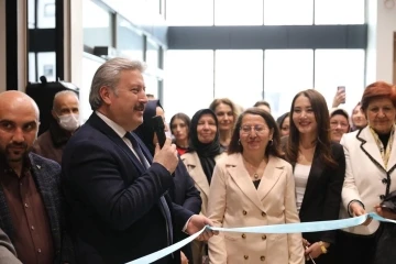 Melikgazi’de ‘kadın’ konulu söyleşi, sergi ve resim atölyesi düzenlendi
