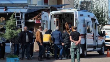 Merdivenden düşen yaşlı adam hastanelik oldu
