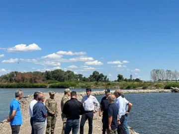 Meriç Nehri’ne deniz suyu karışmaması için yapılan sedde incelendi
