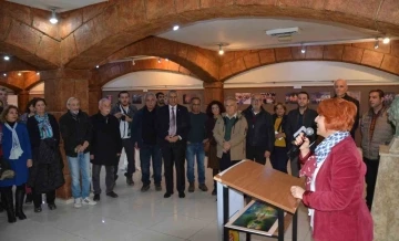 Mersin’de ’Festival Fotoğraflı Sergisi’ sanatseverlerle buluştu
