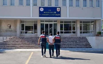 Mersin’de hapis cezası ile aranan FETÖ üyesi eski kamu görevlisi yakalandı
