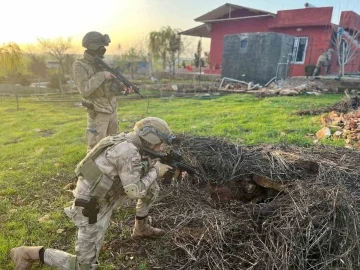 Mersin’de işlenen çifte cinayetin zanlısı Şanlıurfa’da yakalandı
