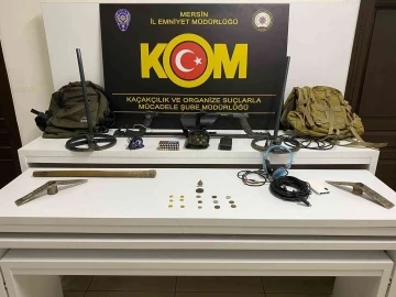 Mersin’de tarihi eser kaçakçılarına operasyon: 2 gözaltı
