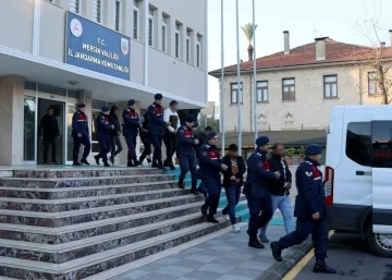 Mersin’de terör örgütü PKK operasyonu: 7 şüpheli yakalandı
