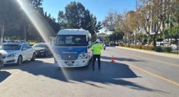 Mersin’de toplu taşıma araçlarına yönelik denetimler sürüyor
