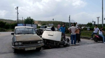 Mersin’de trafik kazası: 3 yaralı
