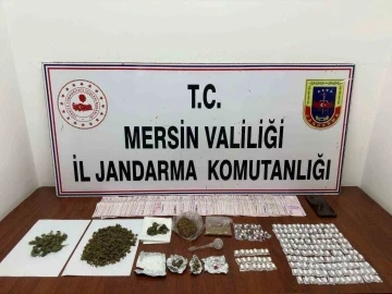 Mersin Silifke’de uyuşturucu taciri yakalandı
