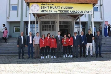 Mesleki ve Teknik Anadolu Lisesinde yıl sonu sergisi
