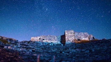 Meteor yağmuru, 4 bin yıllık Millet’te böyle görüntülendi
