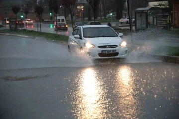 Meteorolojiden 5 il için sağanak uyarısı
