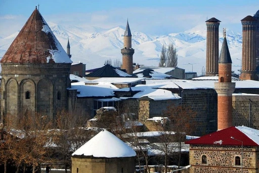 Meteorolojiden çığ, buzlanma ve don uyarısı
