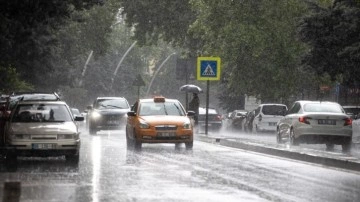 Meteorolojiden yurdun bazı kesimleri için sağanak uyarısı