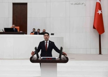 MHP’li Özdemir: &quot;Türkiye dünyanın merkezi hâline gelmiştir&quot;
