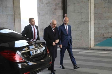 MHP Lideri Bahçeli: “HDP’nin Türk siyaset ve demokrasi hayatında bir saniye yer almasına tahammül edemiyoruz”
