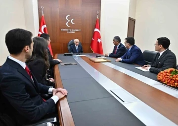 MHP lideri Bahçeli’ye anlamlı ziyaret
