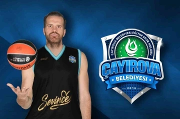 Milli basketbolcu Oğuz Savaş, Çayırova’da