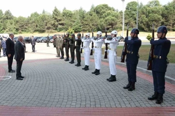 Milli Savunma Bakanı Güler: &quot;Türk askerinin yetenekleri bir kez daha tarihe altın harflerle yazılmıştır&quot;
