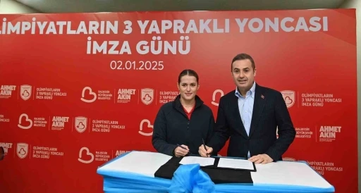 Milli taekwondocu Nafia Kuş Aydın, Balıkesir Büyükşehir Belediyespor’da
