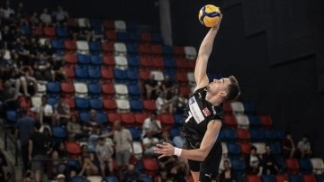 Milli voleybolcu Bedirhan Bülbül, Avrupa'da "Rüya Takım"a seçildi