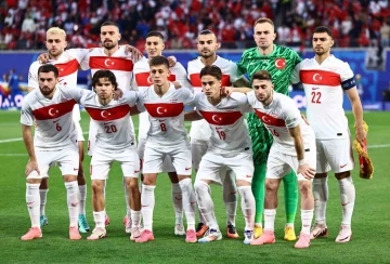 Milliler çeyrek finalde Hollanda ile karşılaşacak
