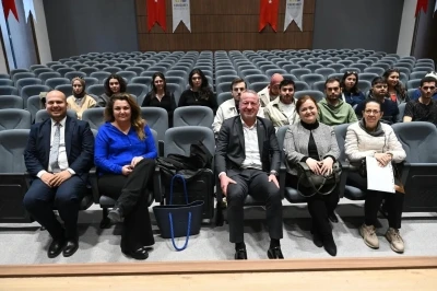 Mimar öğrenciler Karacabey Belediyesi binasını tasarlayacak
