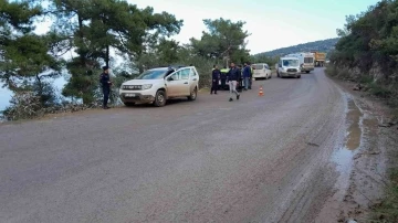 Minibüs şarampole yuvarlandı; 7 yaralı
