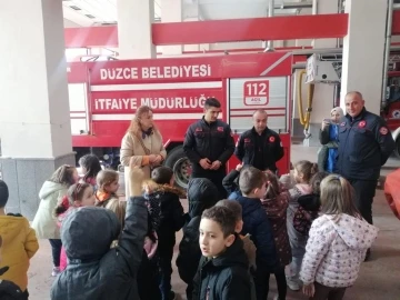 Minik yüreklerden sıcak dokunuş
