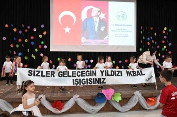 Miniklerin muhteşem gösterileri ayakta alkışlandı
