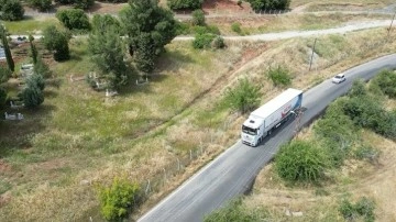 Mobil sosyal market tırı Kahramanmaraş'ta 60 bini aşkın kişiye ulaştı